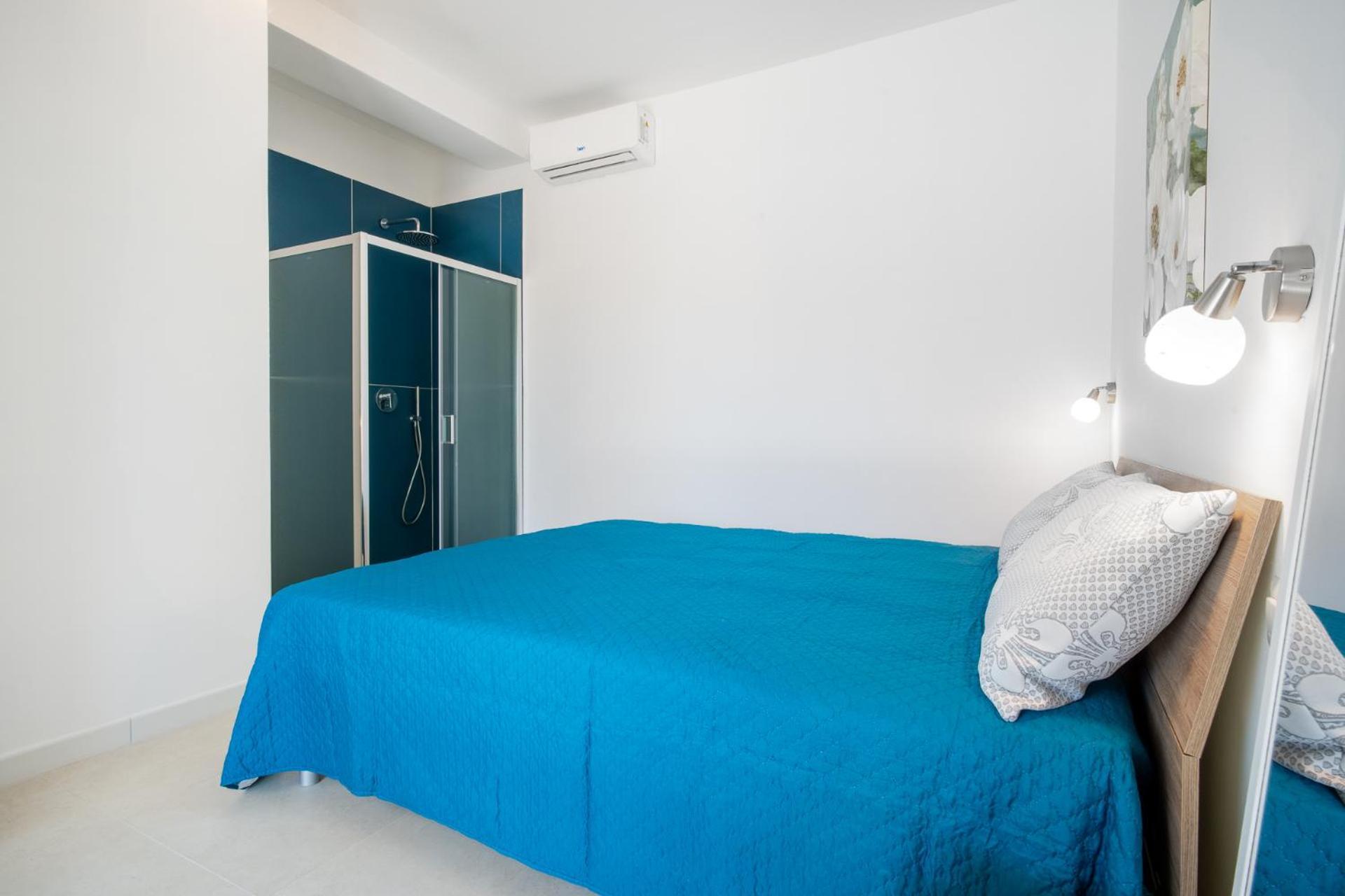 Ambra Holiday Rooms - Rooms & Beach San Teodoro  Exteriör bild